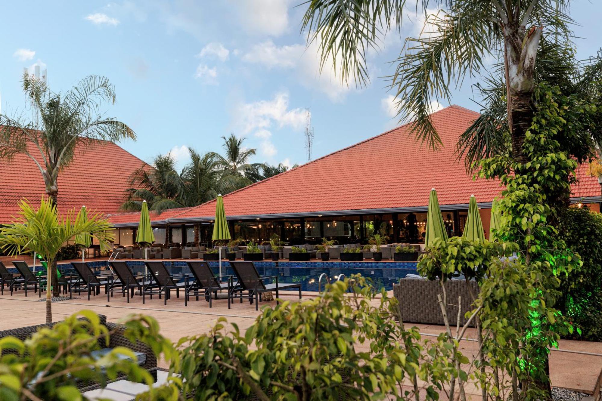 Riviera Royal Hotel Conakry Exterior photo